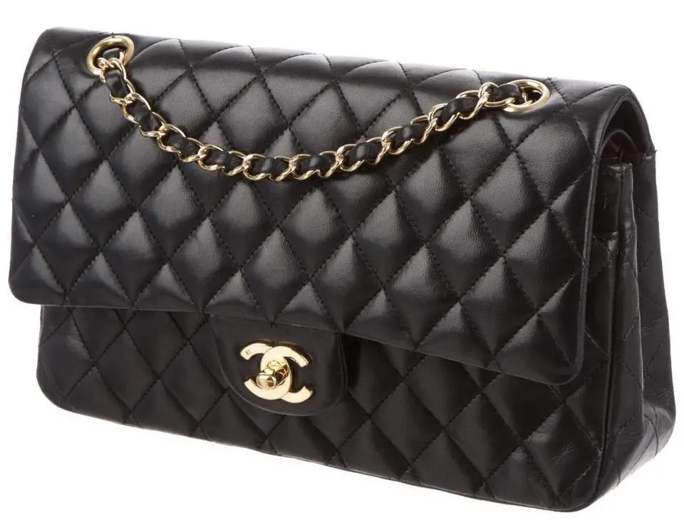 1. Carteira Classic Flap, Chanel, 3.100 euros