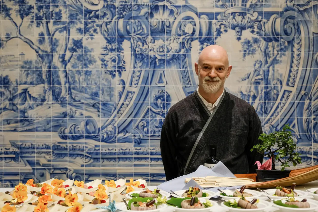 O chefe Paulo Morais, do restaurante Kanazawa, servirá pratos coloridos e com flores comestíveis. "Ou não estivessemos nós na Primavera", diz