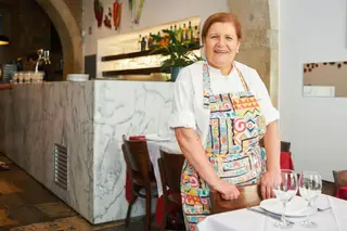 Ilda Vinagre comanda o S Restaurante & Petiscos, que só tem o que ela sabe e gosta de fazer: cozinha portuguesa genuína com um cunho pessoal