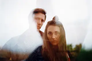 O duo austríaco Cari Cari é um dos grupos apresentados do 'country focus', dedicado à Áustria