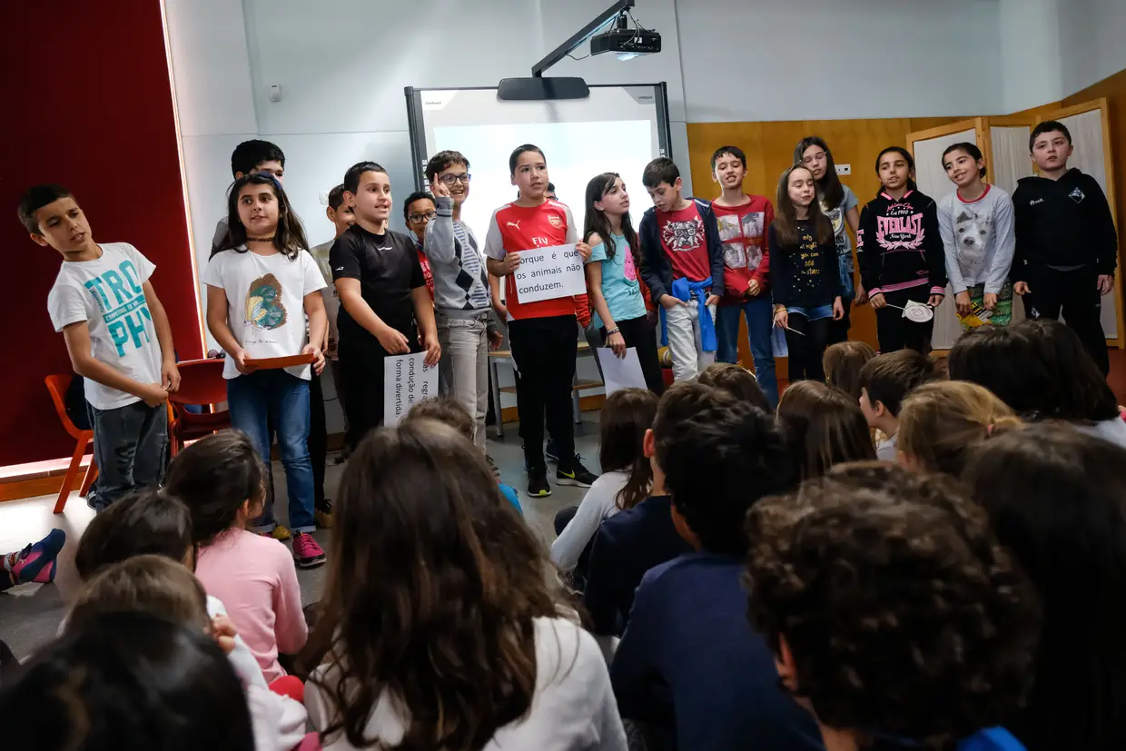 O 2º.A apela ao voto no livro «Porque é que os animais não conduzem?»