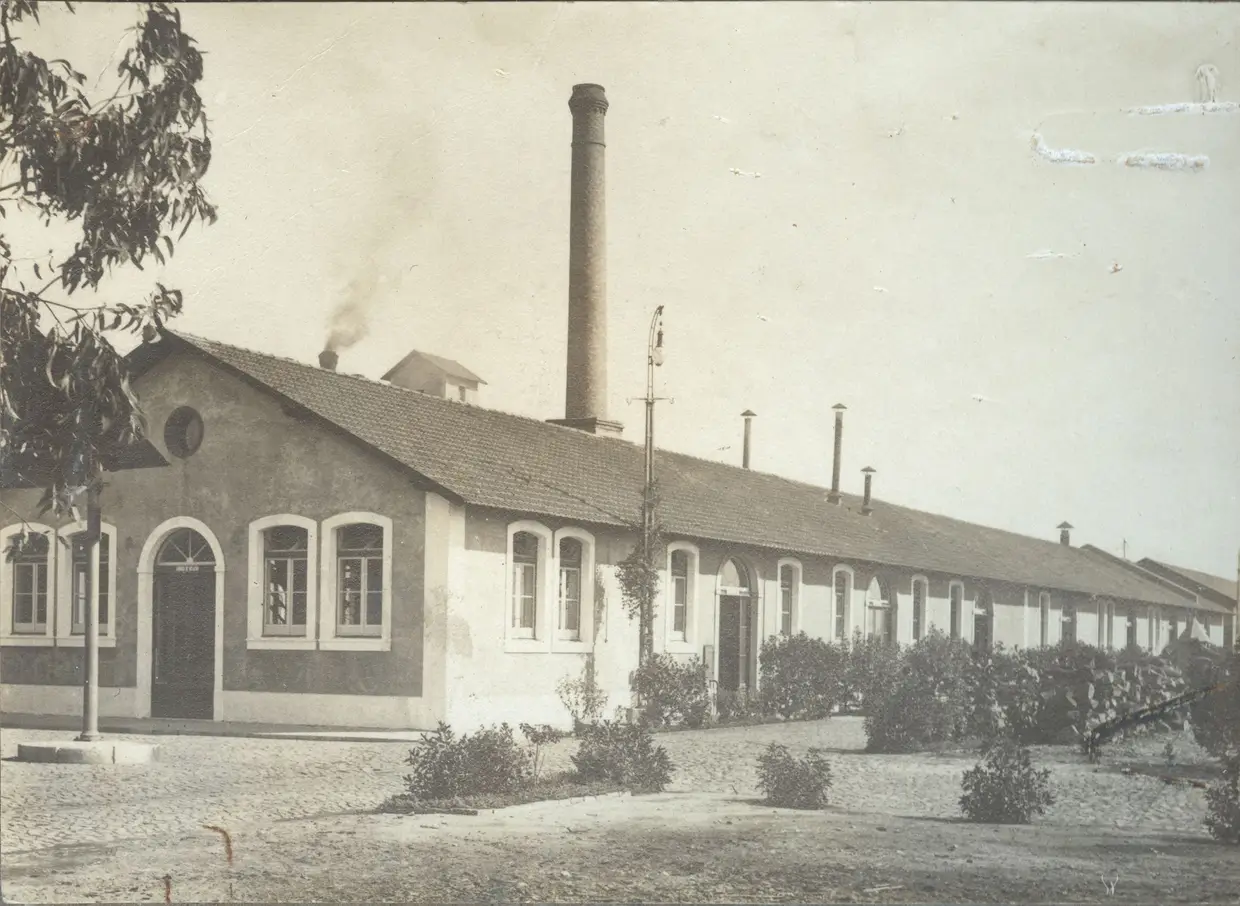 A primeira Fábrica de Bolacha e Torrefação de Café em 1917