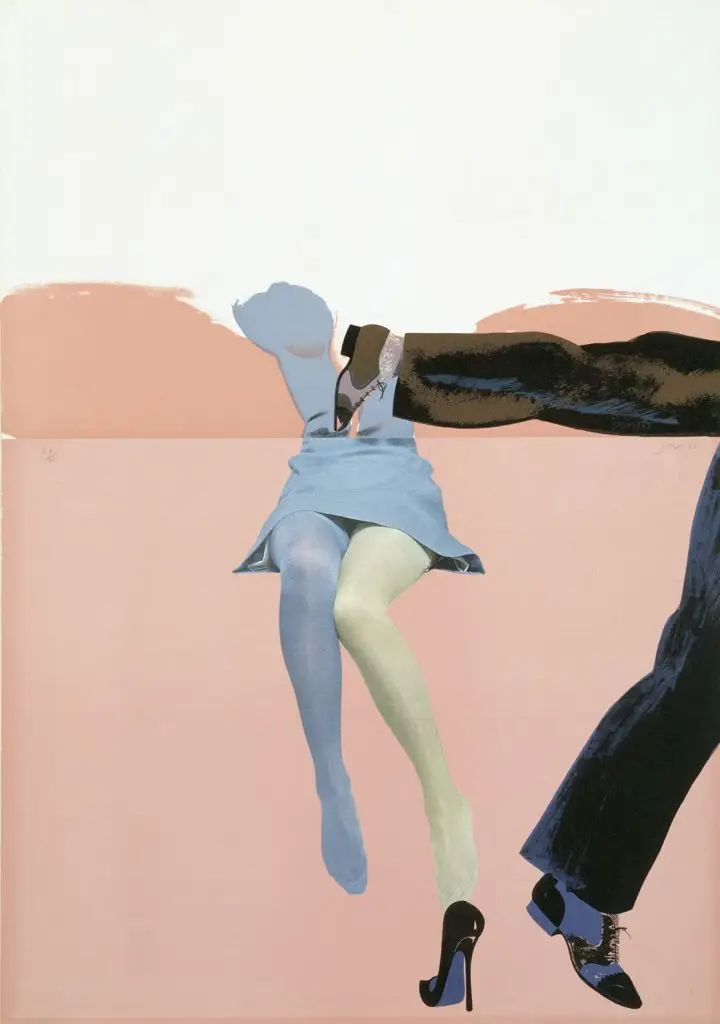 Allen Jones (1937)«Aula de Modelo B (Tocando o Sapato, Rosa)», 1968 Litografia sobre papel, 82,8 × 56,4 cm. Cortesia Coleção British Council, no. P1201