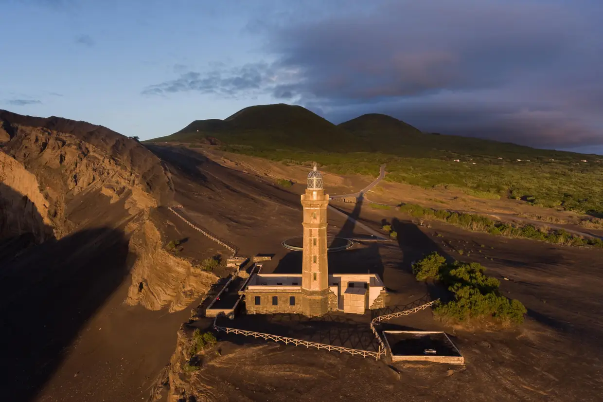 Vulcão e Farol dos Capelinhos, Faial, Açores