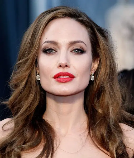 Angelina Jolie
