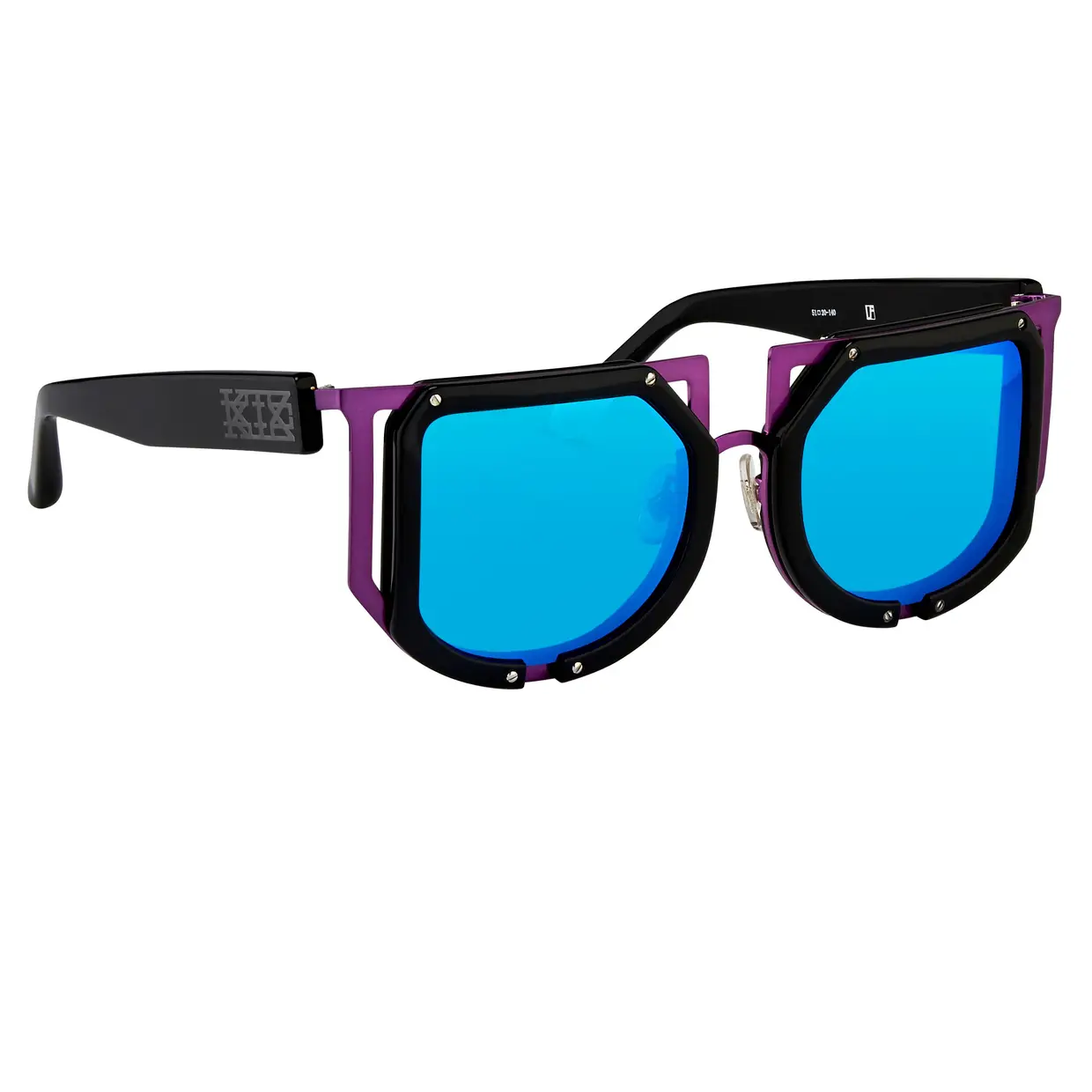 Linda Farrow, à venda na André Opticas, €276