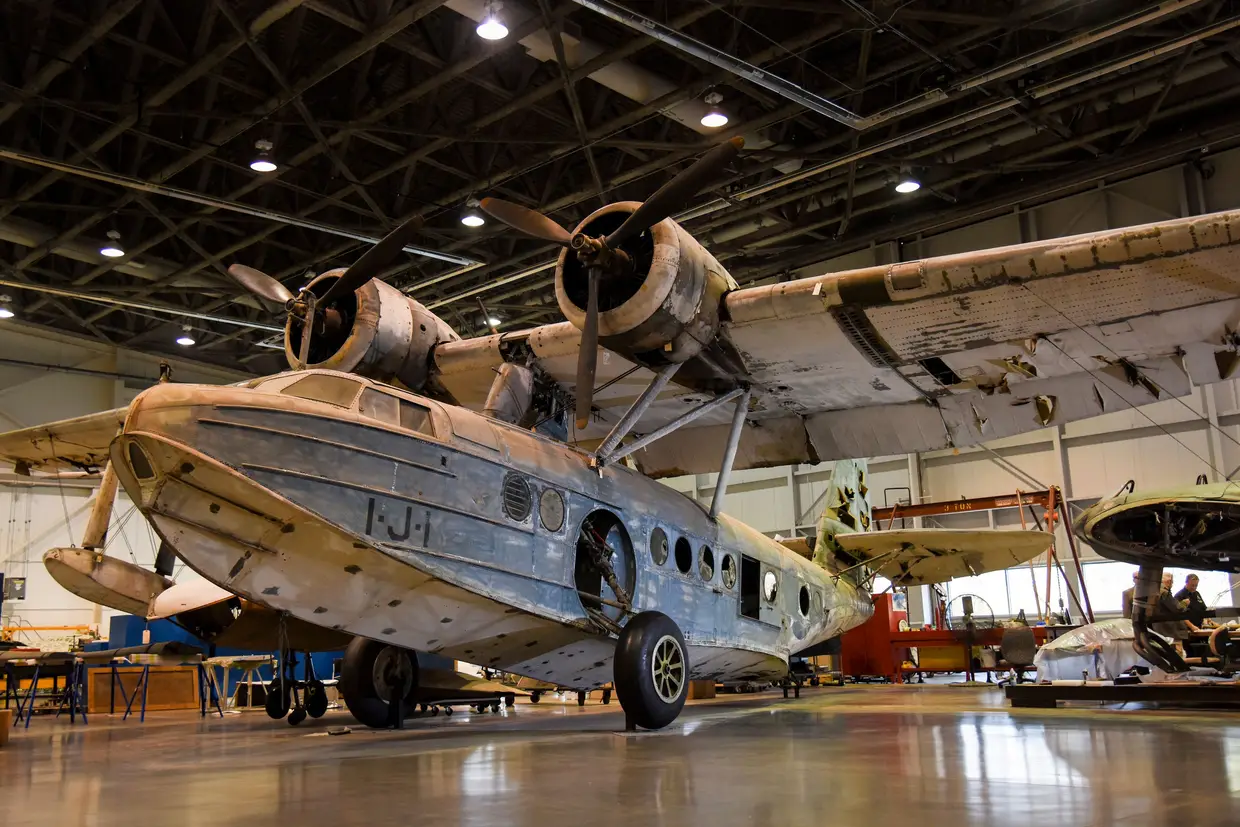 3. National Air and Space Museum (Washington D.C, EUA) – No seu “portefólio” tem aviões e naves espaciais que contam a conquista do Espaço pelos EUA. Este avião este envolvido no conflito de Pearl Harbor.