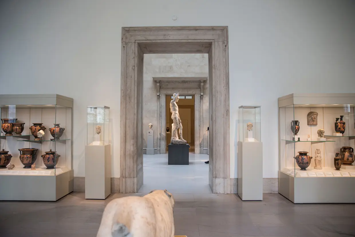 3. The Metropolitan Museum of Art (Nova Iorque, EUA) – Ex-aequo com o museu anterior, o MET, como é mais conhecido, tem um grande espólio de objetos ligados ao antigo Egito.