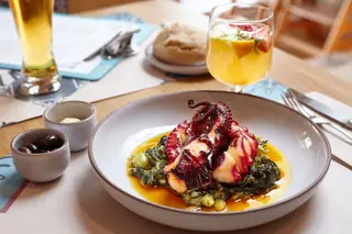 Na Cantina Zé Avillez valoriza-se o receituário português