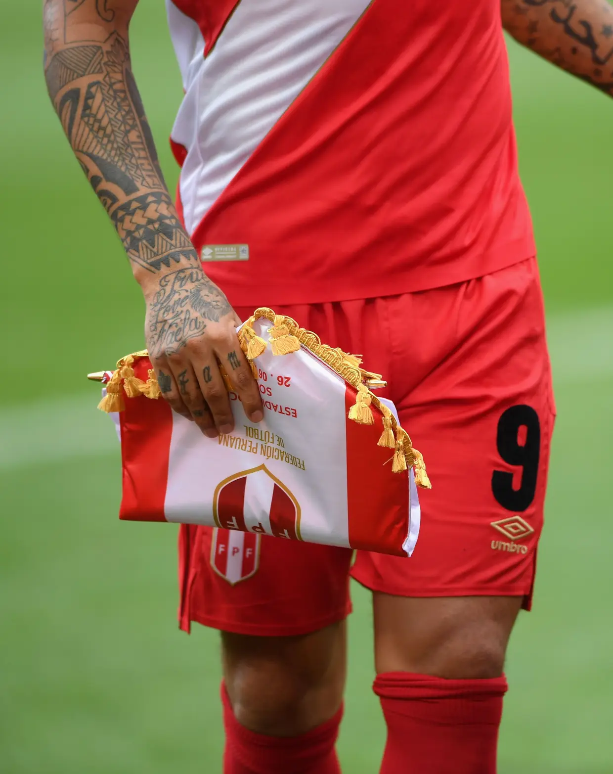 Paolo Guerrero, Perú