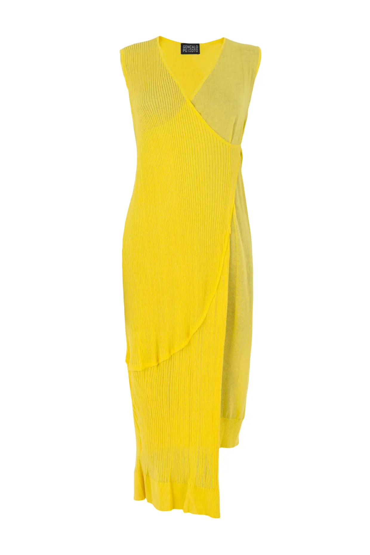 Vestido Gonçalo Peixoto, €200 na Minty Square