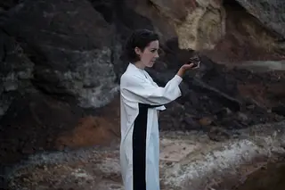 A colombina Lucrécia Dalt apresentará o seu último trabalho, "Anticlines"