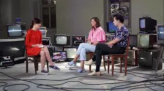 O destaque do primeiro programa vai para os videojogos da Maison Pixel, de Sebastião Teixeira e de Cesária Martins (na imagem) e para o cartoonista de humor subversivo Hugo van der Ding