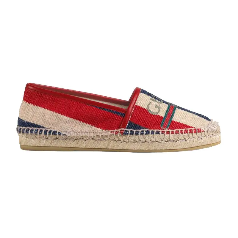 Gucci, €395