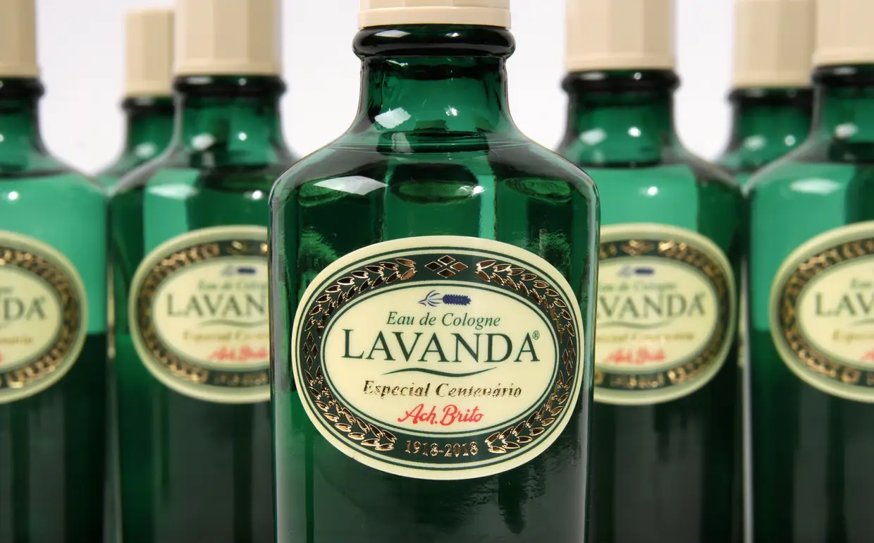 Lavanda, edição especial do centenário da Ach. Brito