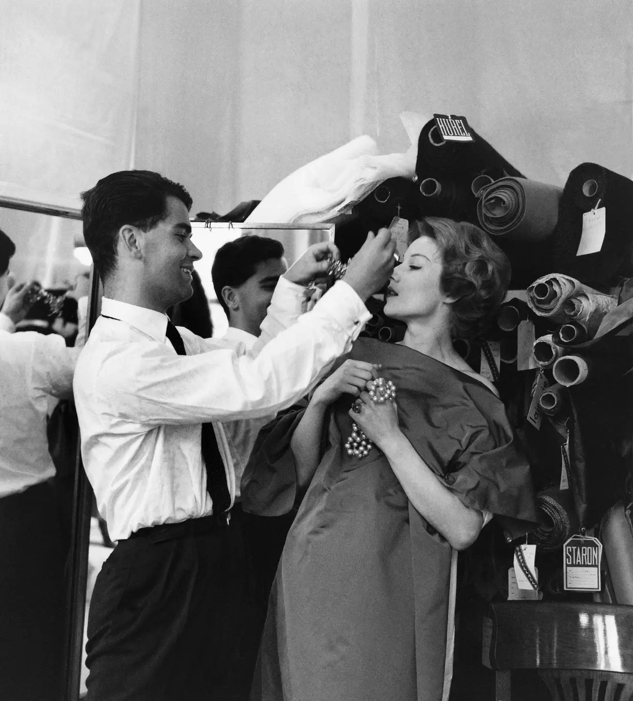 Nos anos 60, a trabalhar no atelier da Jean Patou