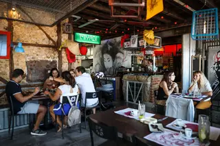 No restaurante Miyagi servem-se sabores asiáticos, como o pad thai e o yaki soba, com frango e camarões