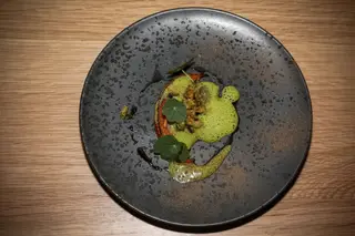 Abóbora hokaido, cantarelos, capuchinhas e pistachio