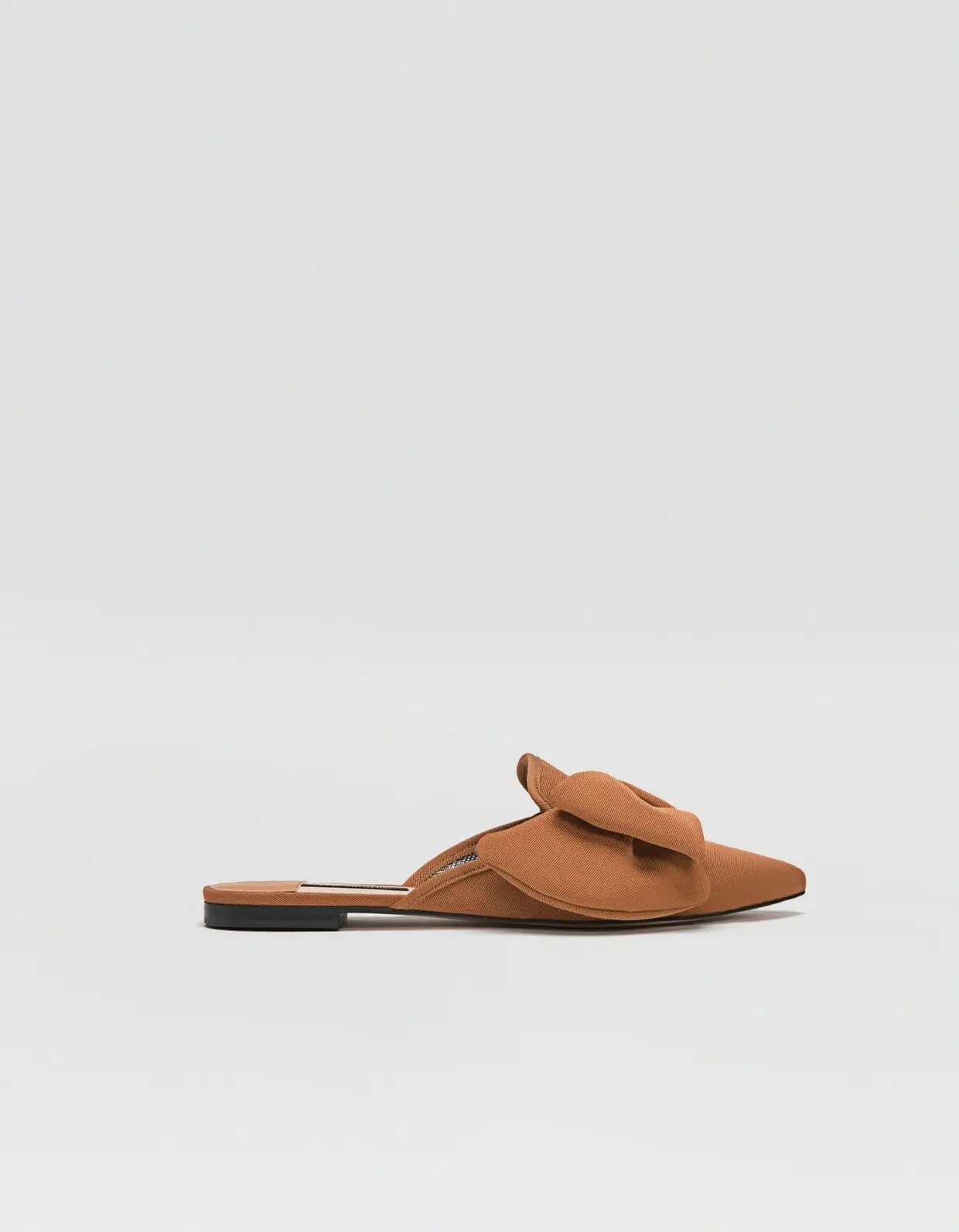 Mules, Stradivarius, 19,99 euros
