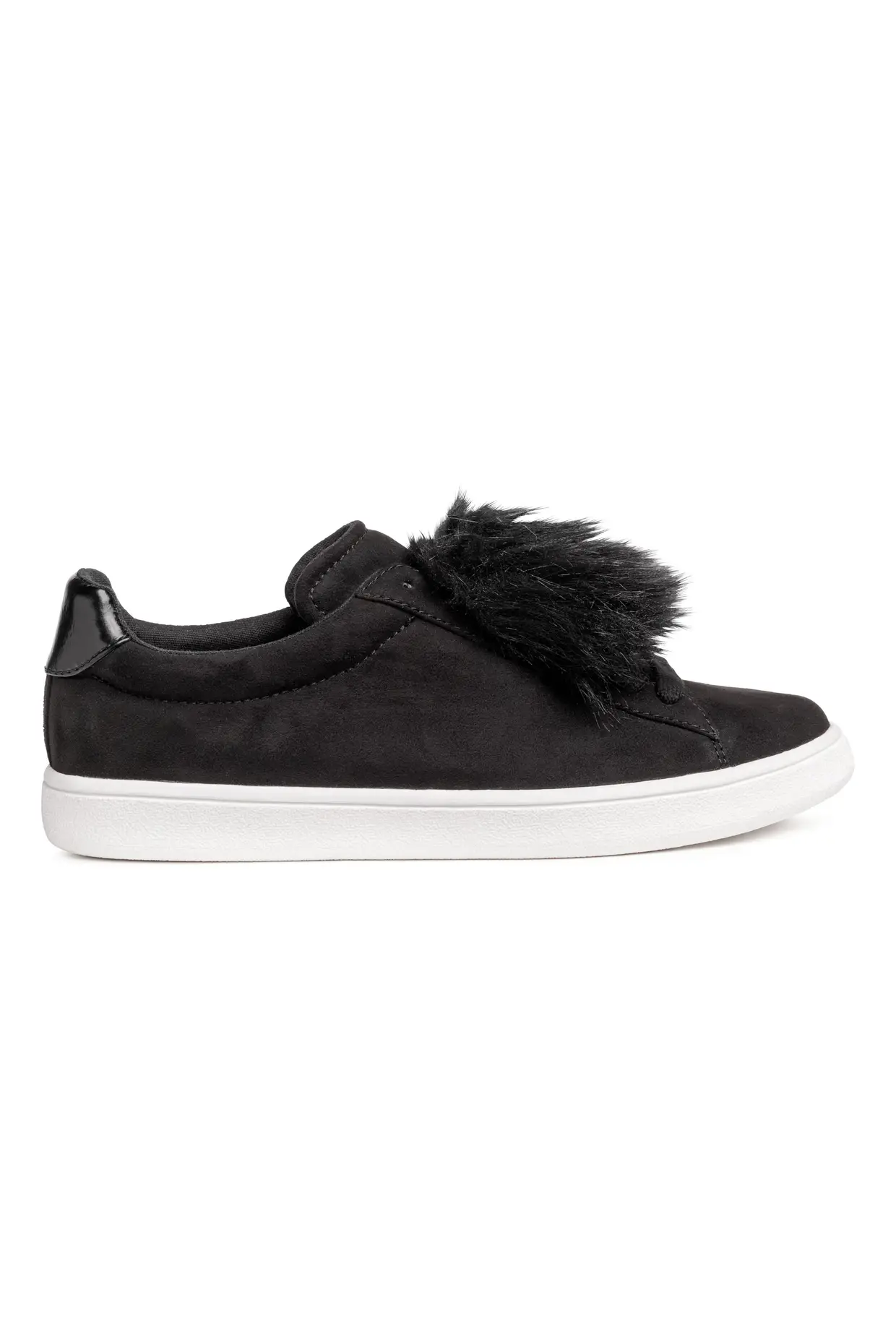 Ténis, H&M, 29,99 euros