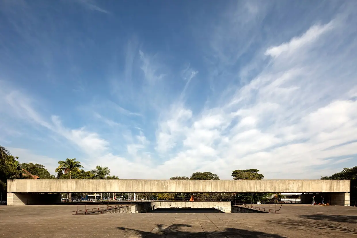 MuBE - Museu Brasileiro da Escultura, Paulo Mendes da Rocha