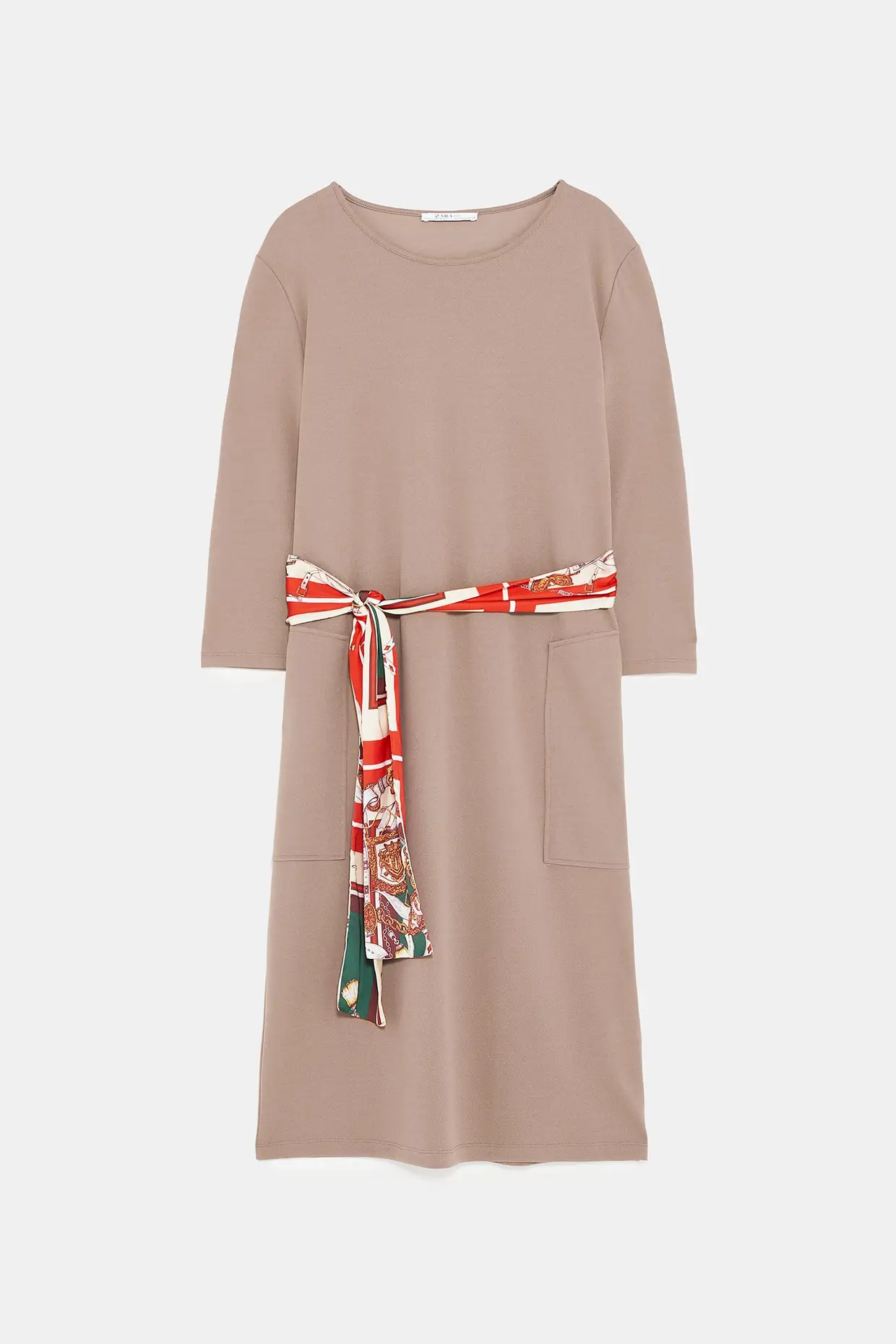 Vestido, Zara, 19,95 euros