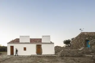 As Casas Caiadas foram construídas sobre ruínas de moinhos de água