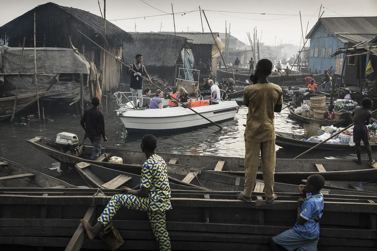 A foto de Jesco Denzel tirada na Nigéria, intitulada "Zona costeira de Lagos sobre ameaça", venceu a categoria de Temas Contemporâneos