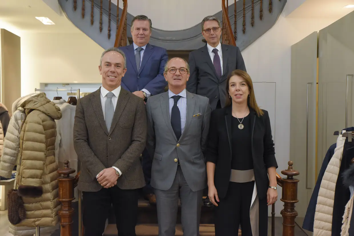 Os administradores Vasco Antunes, Raúl Antunes, Marques Pinho, Paulo Antunes e Ana Antunes