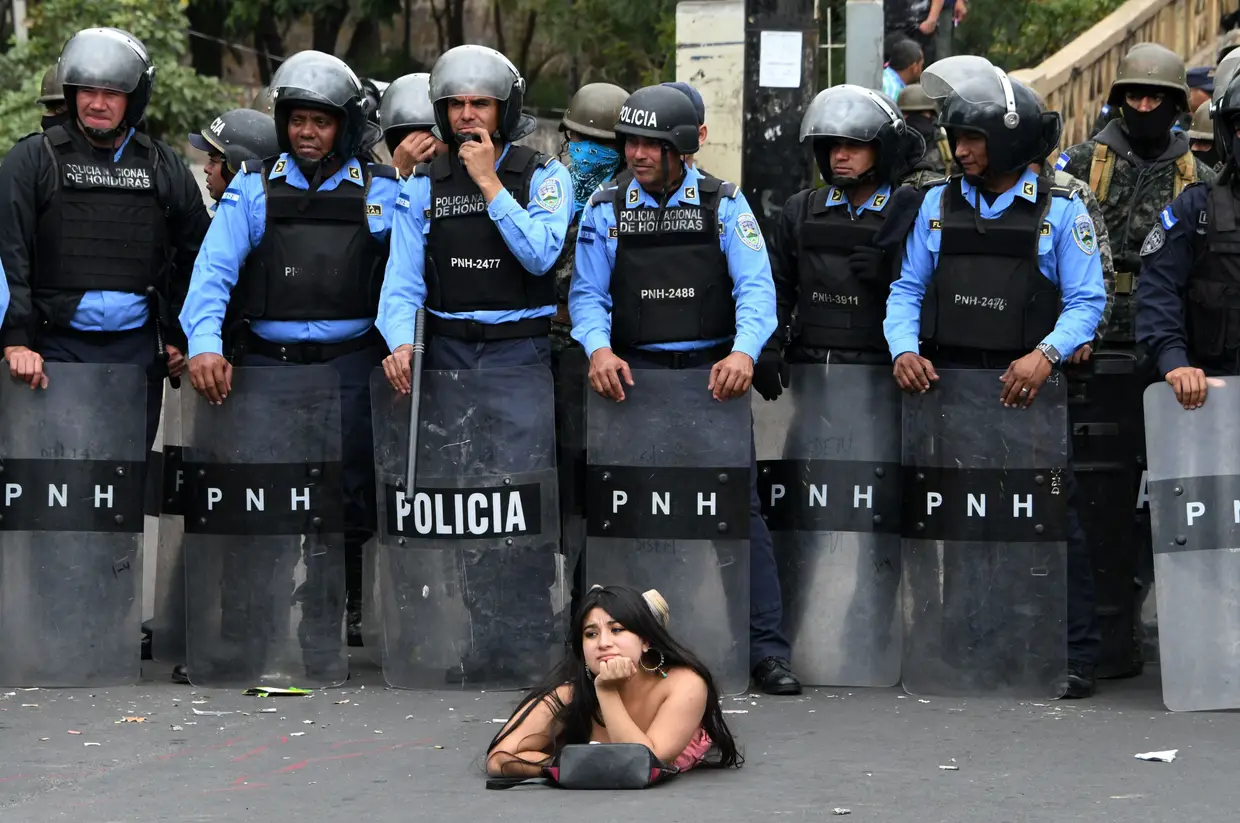 Manifestação contra a reeleição de Juan Orlando Hernandez, a 21 de janeiro, em Tegucigalpa, nas Honduras