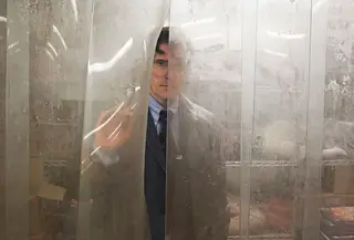 A obra de Lars von Trier tem provocado grande polémica. Em Cannes, onde passou pela primeira vez, parte do público abandonou a sala a meio. O filme não é aconselhável a pessoas mais sensíveis e é um desafio vê-lo até ao fim
