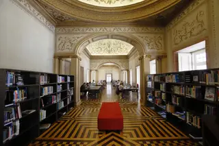 A Biblioteca Palácio Galveias, em Lisboa, reabriu em junho de 2017, depois de dois anos em obras
