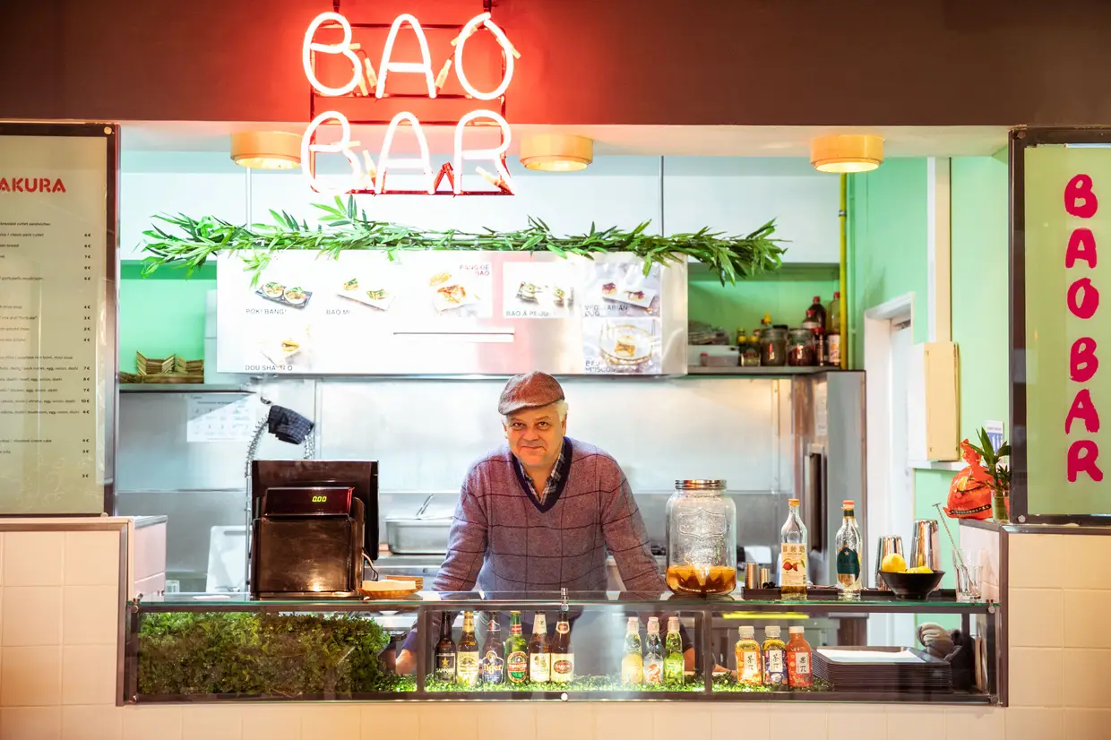 O chefe André Magalhães juntou-se ao projeto e, de uma só vez, abriu três restaurantes: a Taberna de Macau, o Bao Bar e o Kamakura