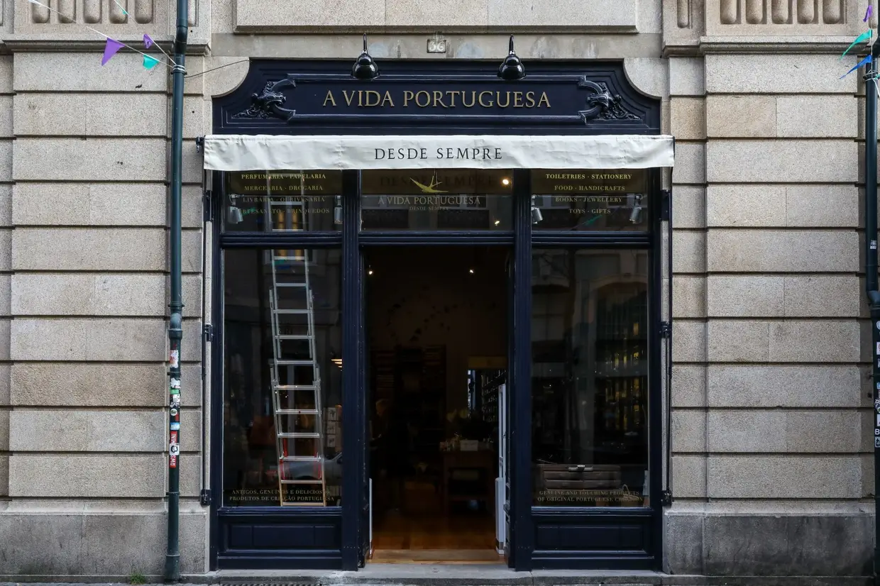 A nova loja d'A Vida Portuguesa na Rua Cândido dos Reis fica próxima da antiga morada