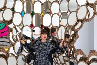 "I'm Your Mirror", exposição de Joana Vasconcelos, em Serralves, em 17 imagens