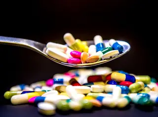 Depressão: os riscos de tomar tantos comprimidos e as outras opções