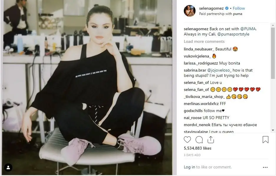 Selena Gomez - Cantora - €700 mil por post
