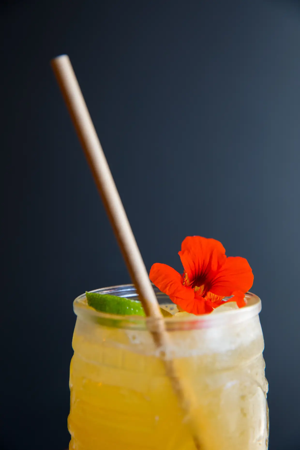 O restaurante tem uma carta de cocktails