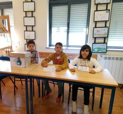 A Escola Básica de Gouveia também foi a votos. Aqui, podes ver os presidentes da mesa...