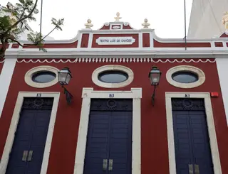 O LU.CA fica perto do Palácio da Ajuda e foi construído para ser a Casa da Ópera do rei D. João V