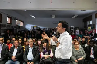 A sala estava cheia. A intervenção dos professores pode ter ajudado