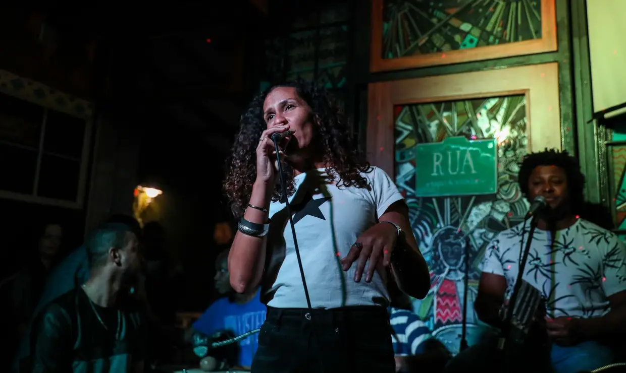 Denise Machado atua no bar RUA, no Porto, em muitas das noites dedicadas ao samba