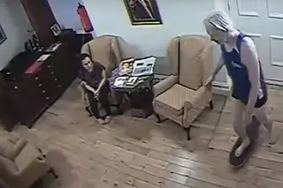 A vida de Assange na Embaixada do Equador em Londres que levou o país a desistir dele