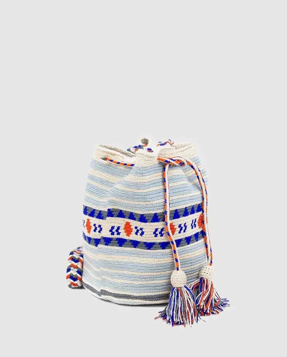 Em crochet com pormenor étnico, Guanabana, à venda no El Corte Inglés, €109