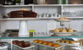 Ao lanche, a oferta é bem diversificada