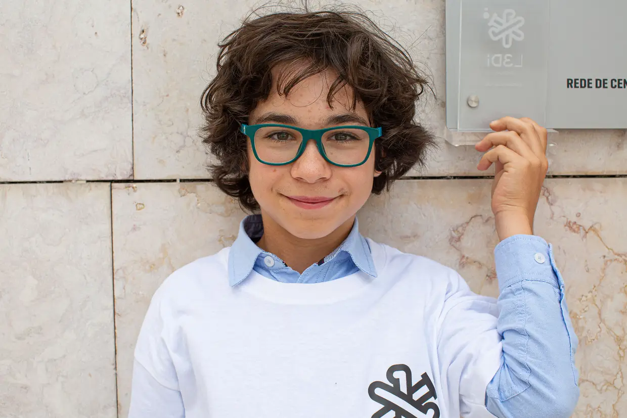 António Seco, 7º ano, vencedor na categoria de Leitura: «Acho que não se deve ter medo de arriscar, principalmente. Os testes são só desafios a ultrapassar. Para além disso, é a ler que consolido a aprendizagem, é assim que faço o ponto de ligação entre as matérias. Mas nem estudo muito, juro! Sou muito preguiçoso!»