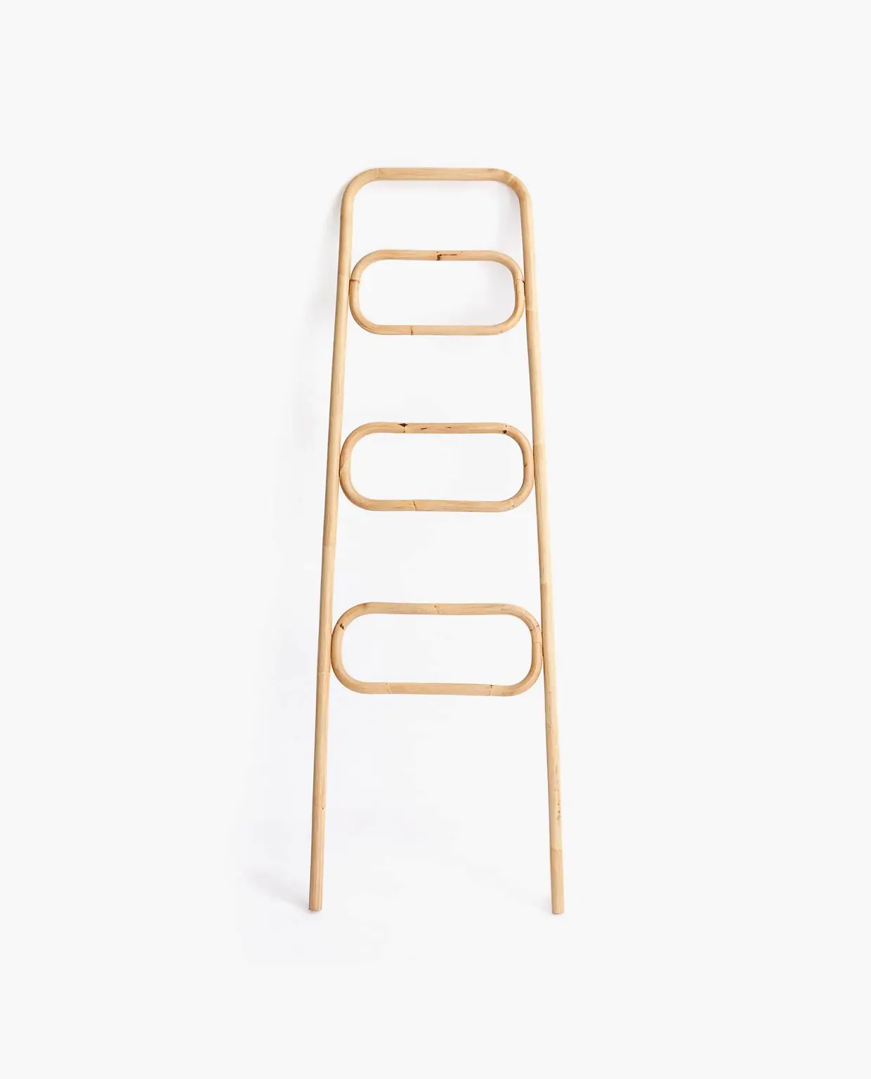 Suporte em ratan, €39,99 (era 49,99), Zara Home