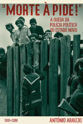 Especialista em Direito Constitucional, António Araújo é doutorado em História Contemporânea e já publicou vários livros sobre o Estado Novo e o século XX português. Morte à PIDE! - A Queda da Polícia Política do Estado Novo (Tinta-da-China, 208 páginas, €16,90) é o mais recente