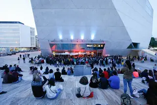 Todos os dias, a esplanada e o café da Casa da Música têm concertos gratuitos