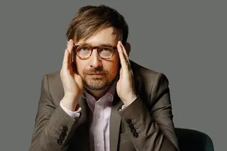 "Office Politics", dos The Divine Comedy: O escritório de Neil Hannon